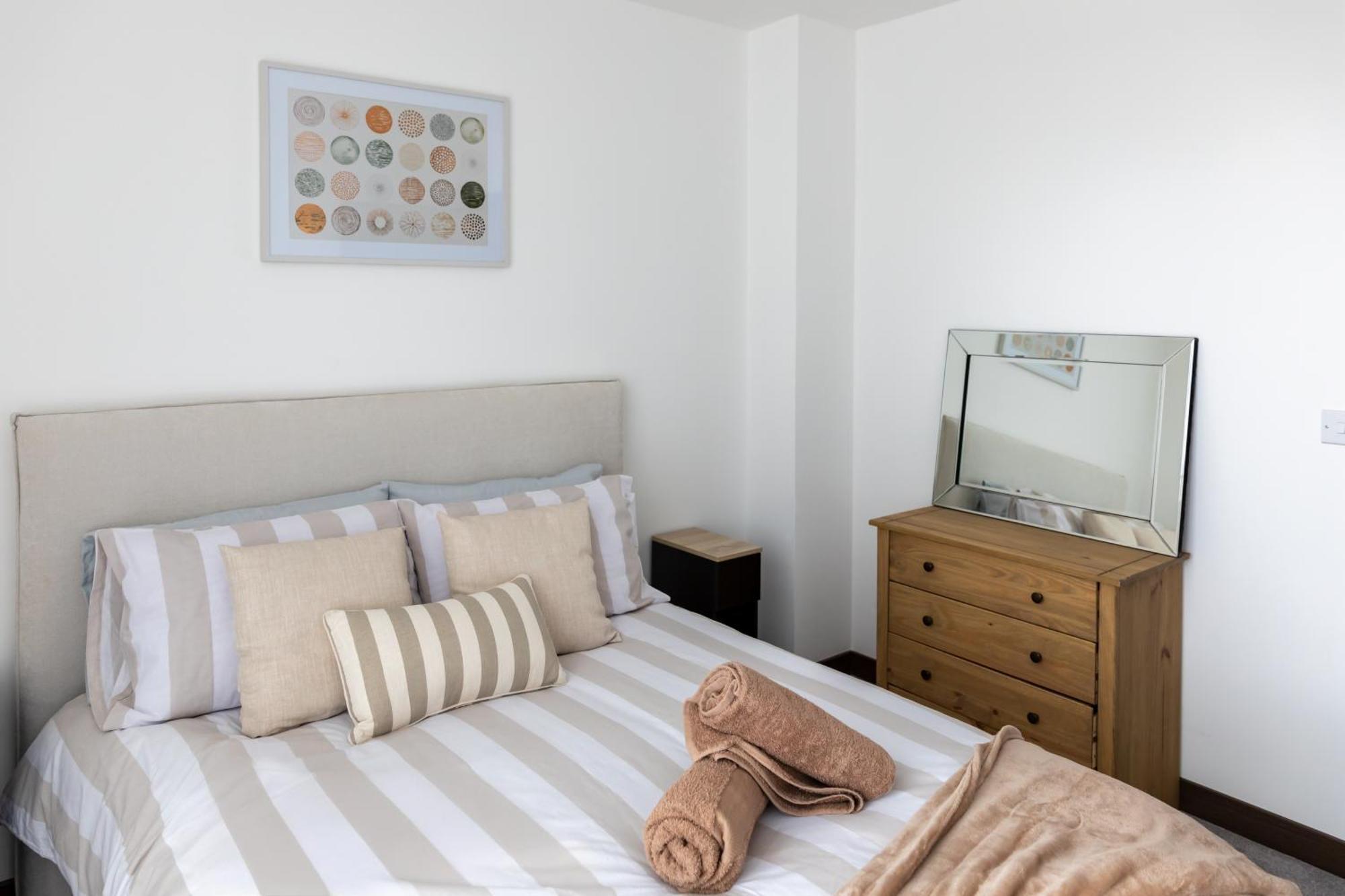 Luxury Penthouse 3 Bedroom & Parking